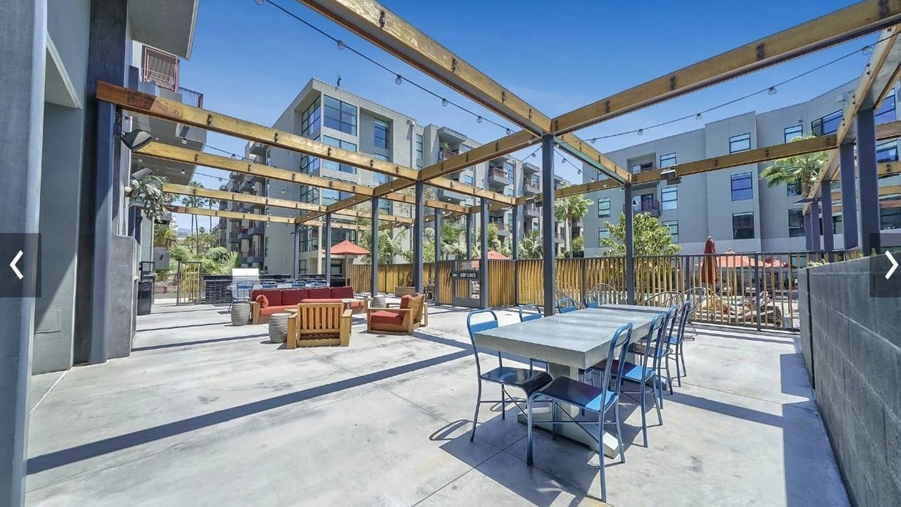 Photo of Outdoor in Hollywood