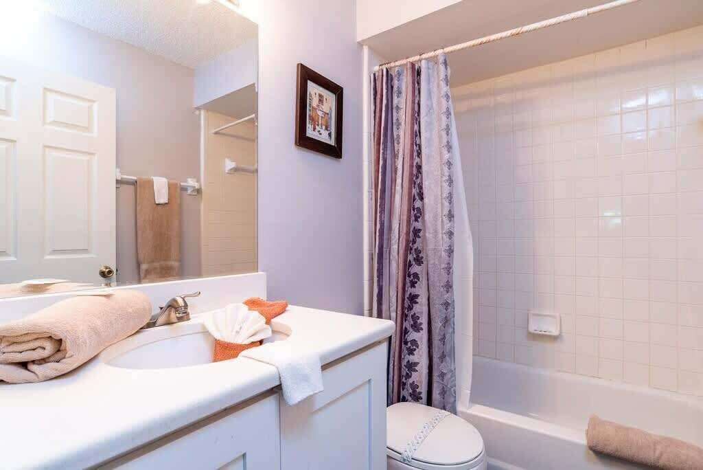 Photo of Bathroom in Lindfields