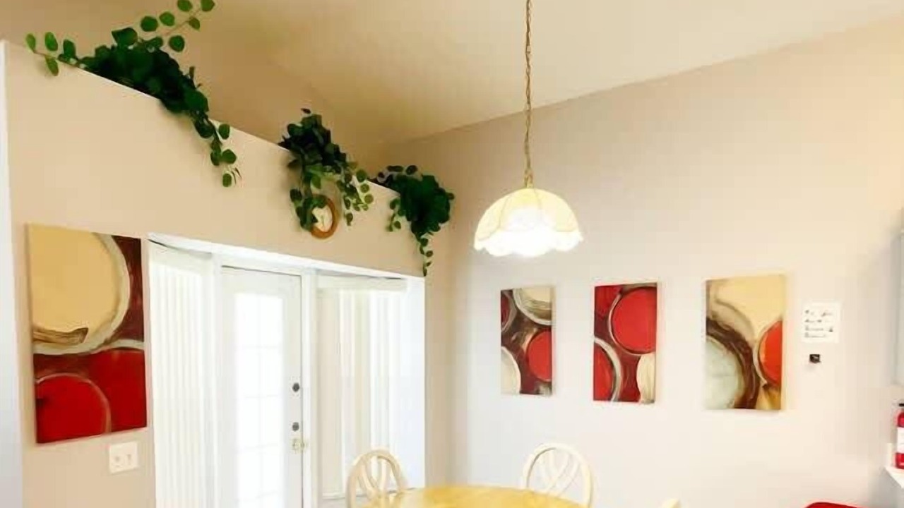 Photo of Others in Lindfields