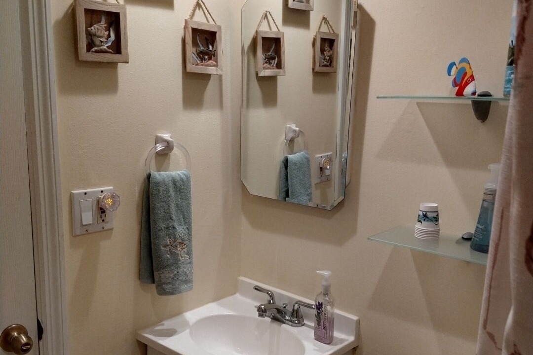 Photo of Bathroom in Crescent Beach