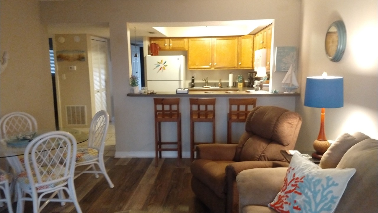 Photo of Livingroom in Crescent Beach