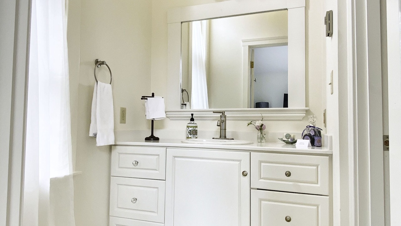 Photo of Bathroom in Edgartown