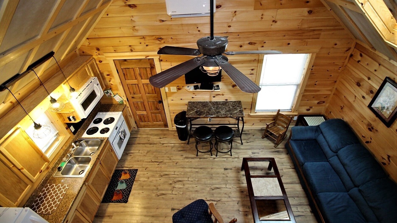 Photo of Livingroom in Waynesville