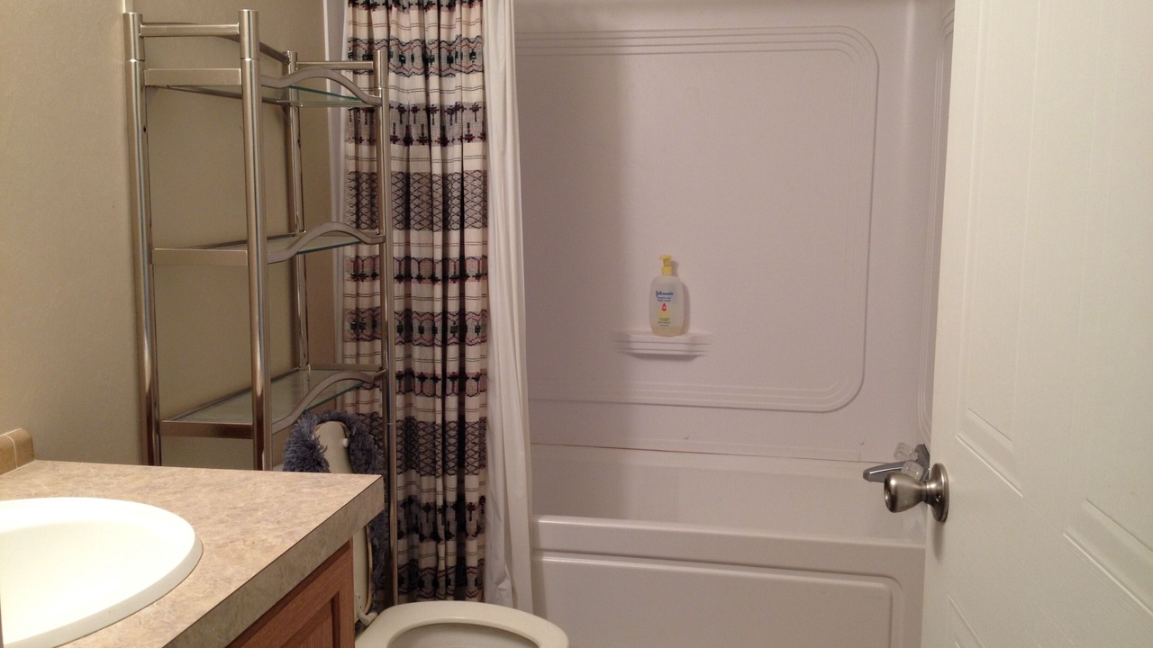Photo of Bathroom in Porum
