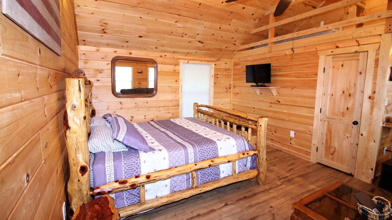 Photo of Bedroom in Waynesville