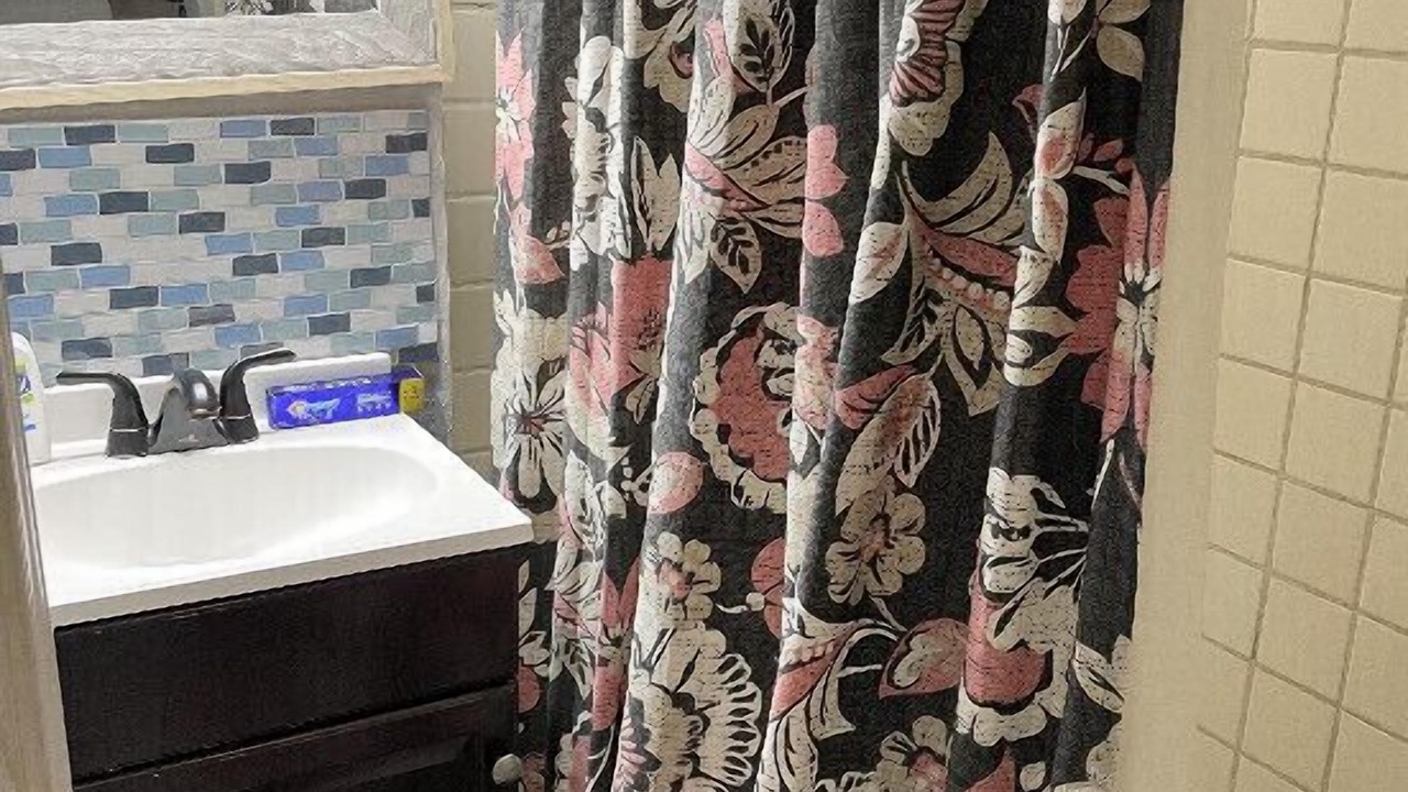 Photo of Bathroom in Seventh Ward