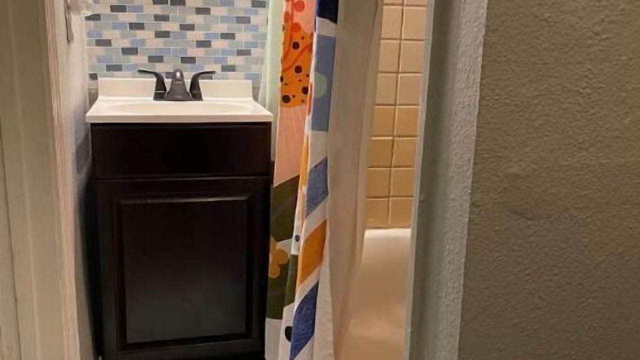 Photo of Bathroom in Seventh Ward