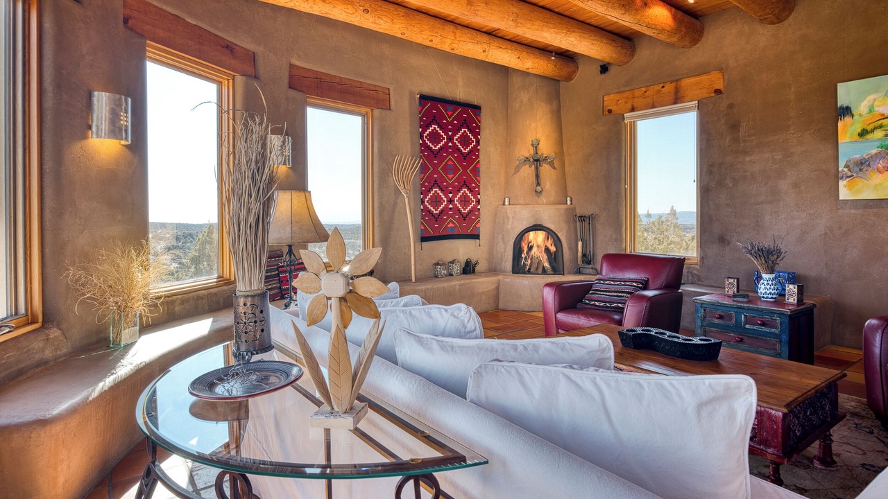 Photo of Livingroom in Santa Fe