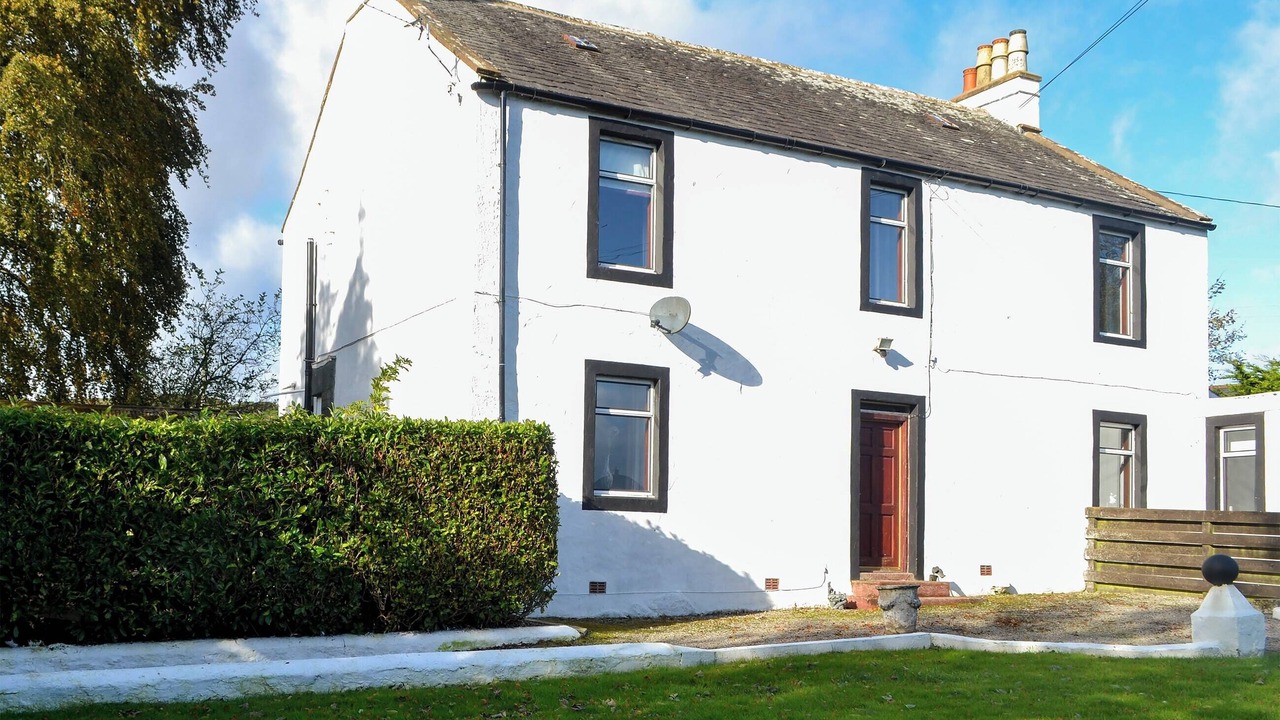 Photo of Others in Dumfries