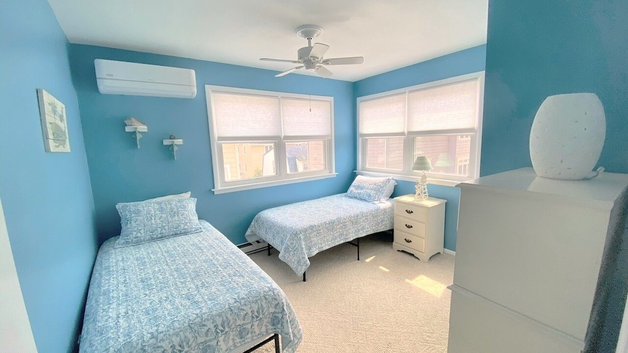 Photo of Bedroom in Townsend's Inlet