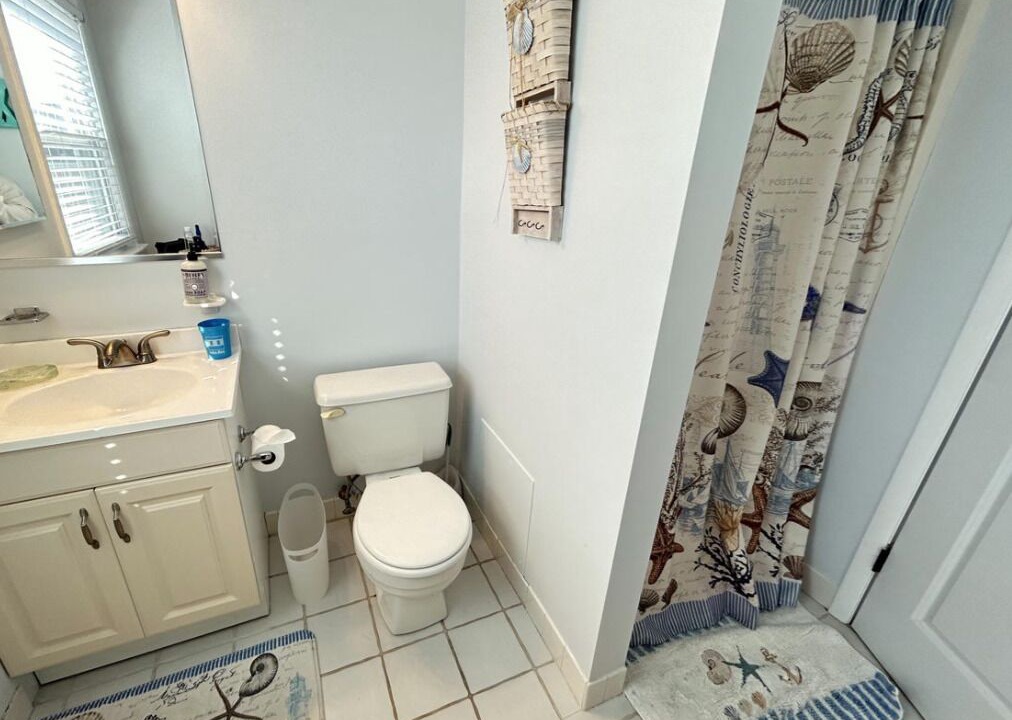 Photo of Bathroom in Townsend's Inlet