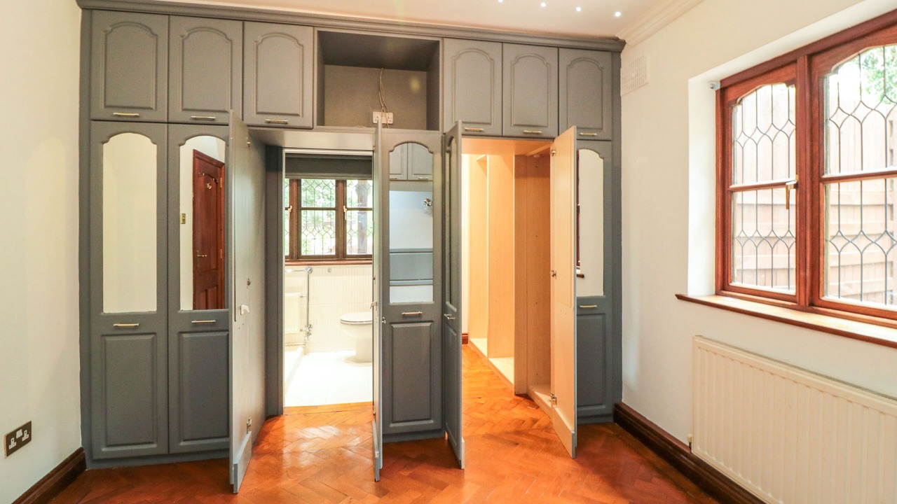 Photo of Others in Herongate