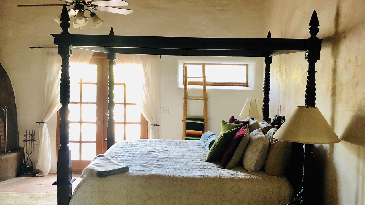 Photo of Bedroom in Cortaro