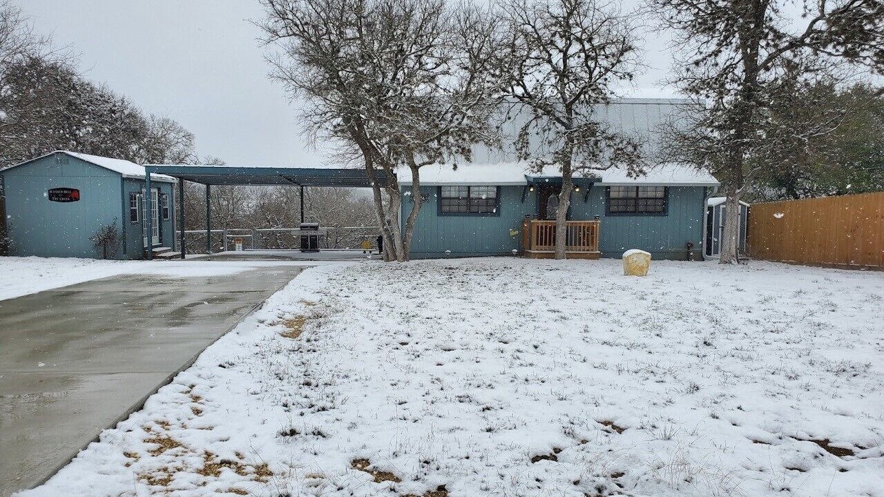 Photo of Others in Bandera