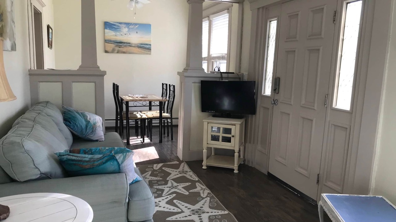 Photo of Livingroom in Ocean Grove