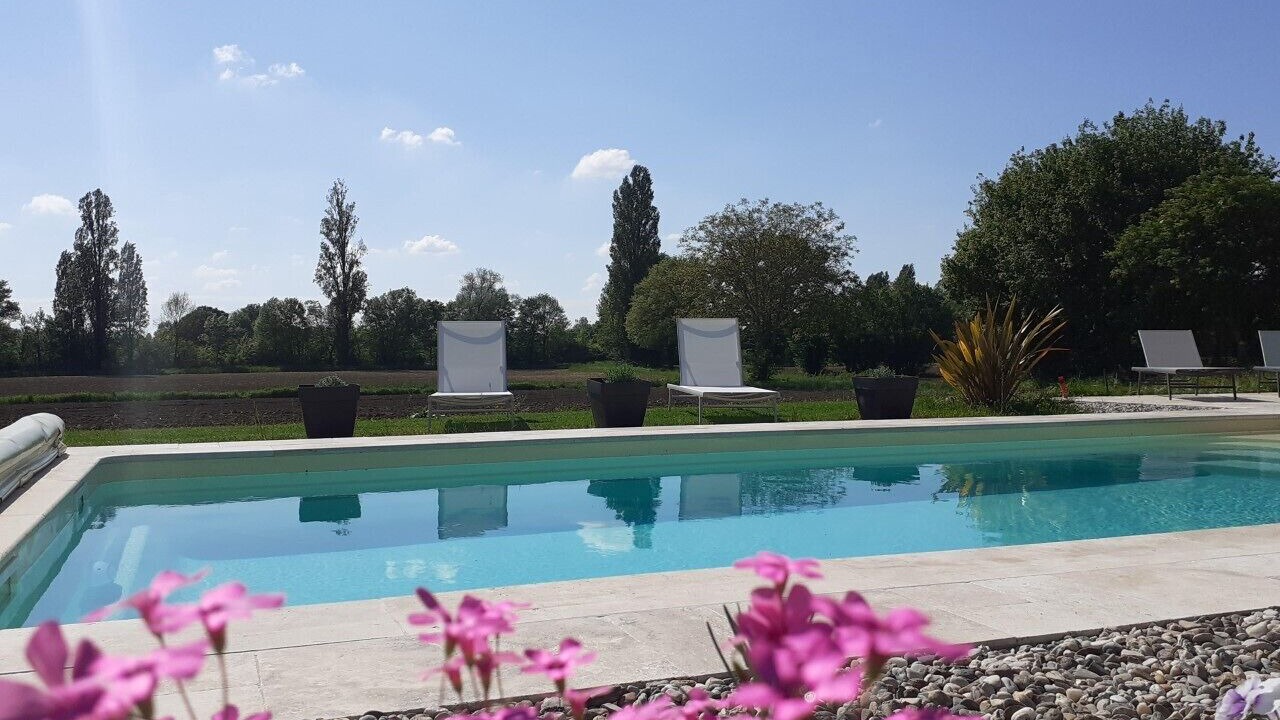 Photo of Outdoor in Saint-Martin-de-Villereal