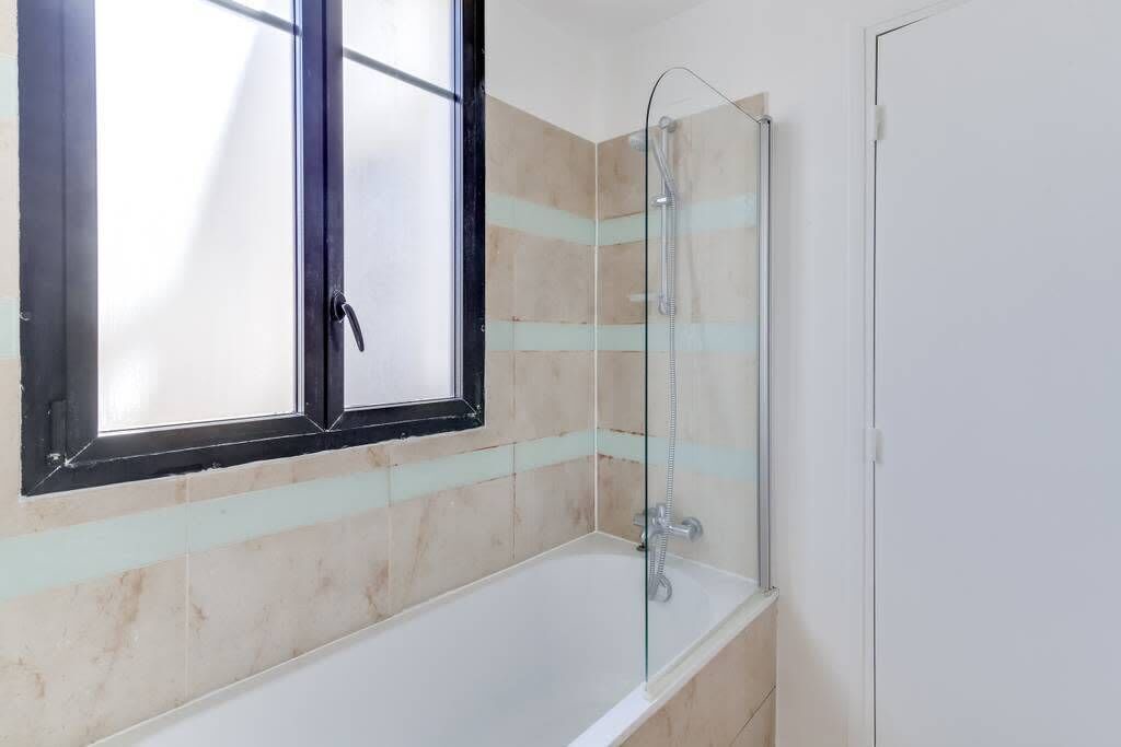 Photo of Bathroom in Parchamp–Albert Kahn