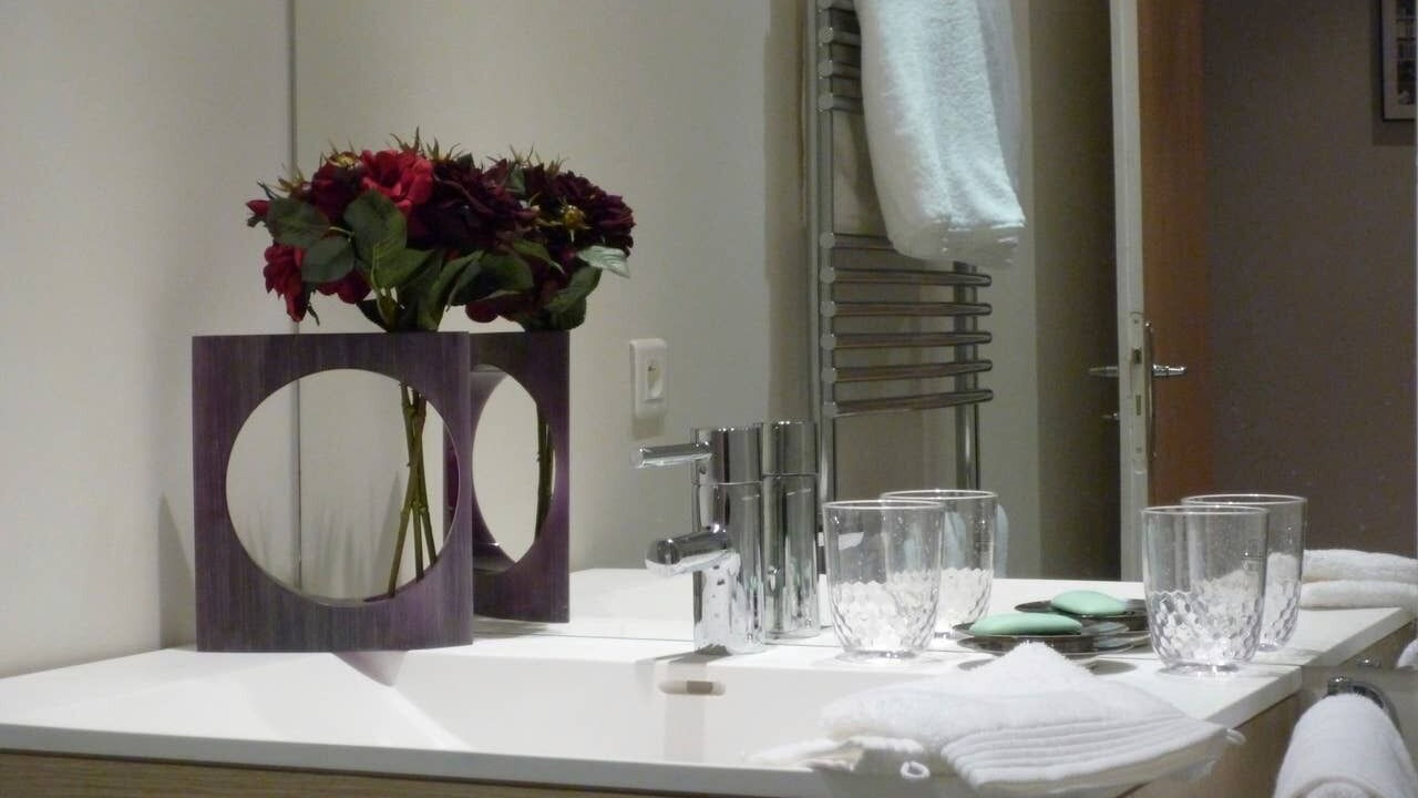 Photo of Bathroom in Odeon