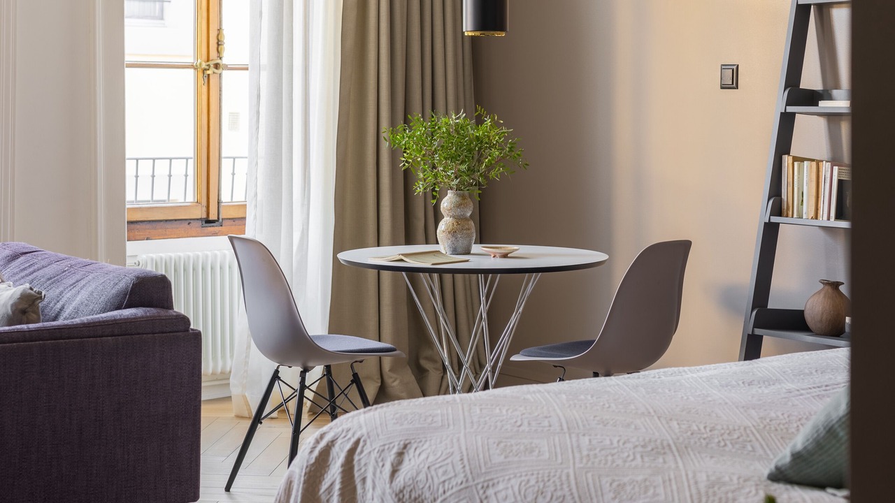 Photo of Bedroom in Geneva Old Town