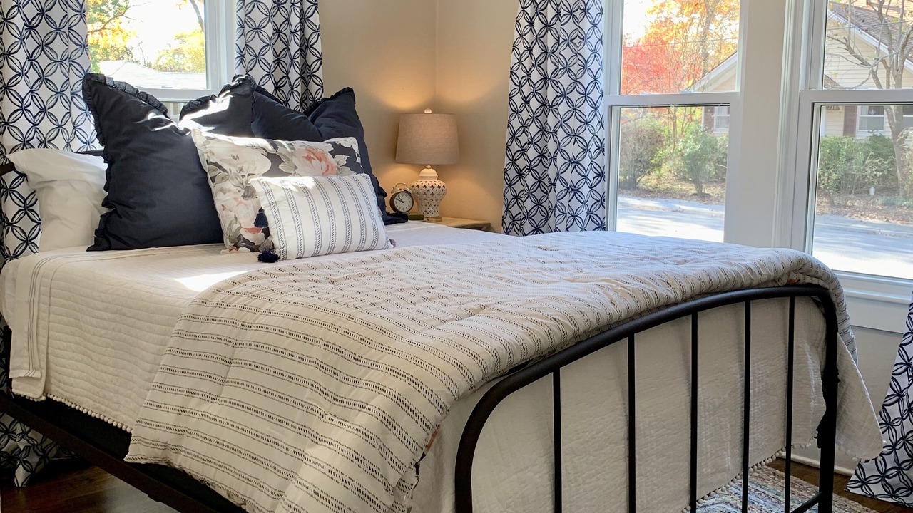 Photo of Bedroom in Rogers