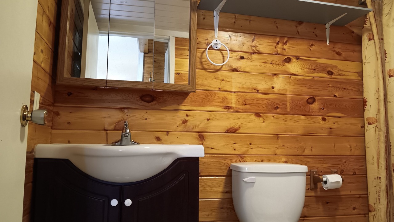 Photo of Bathroom in Denare Beach