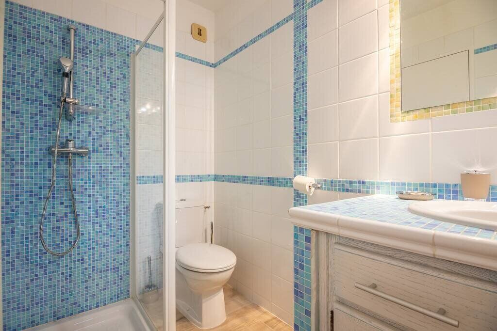Photo of Bathroom in Agay