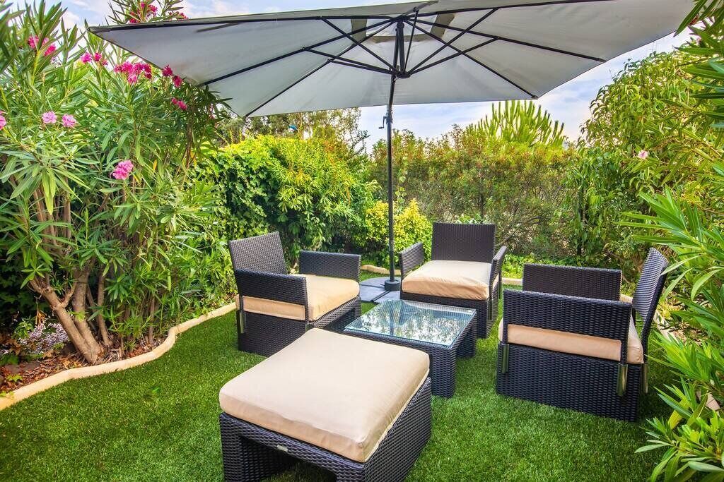 Photo of Patio Balcony in Agay