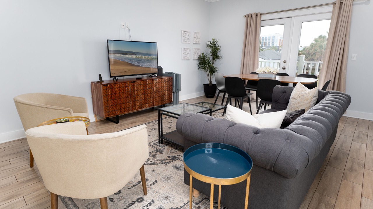 Photo of Livingroom in Jacksonville Beach