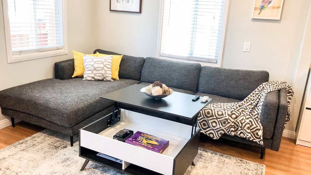 Photo of Livingroom in Del Rey