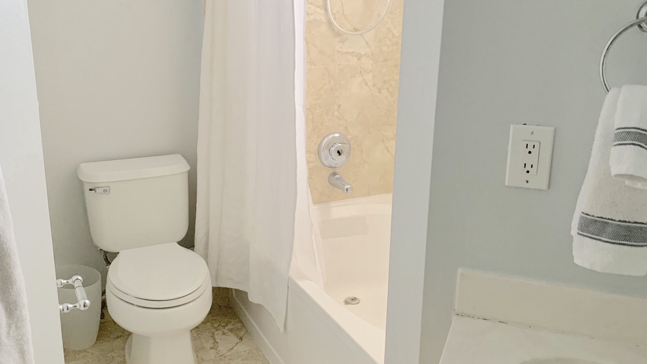 Photo of Bathroom in Aventura
