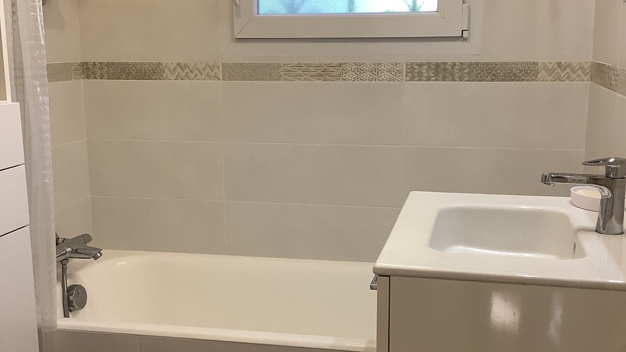 Photo of Bathroom in La Gueriniere