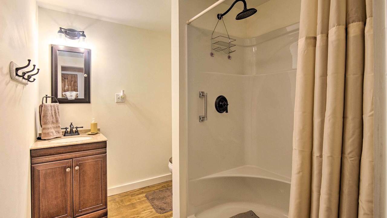 Photo of Bathroom in Allenwood