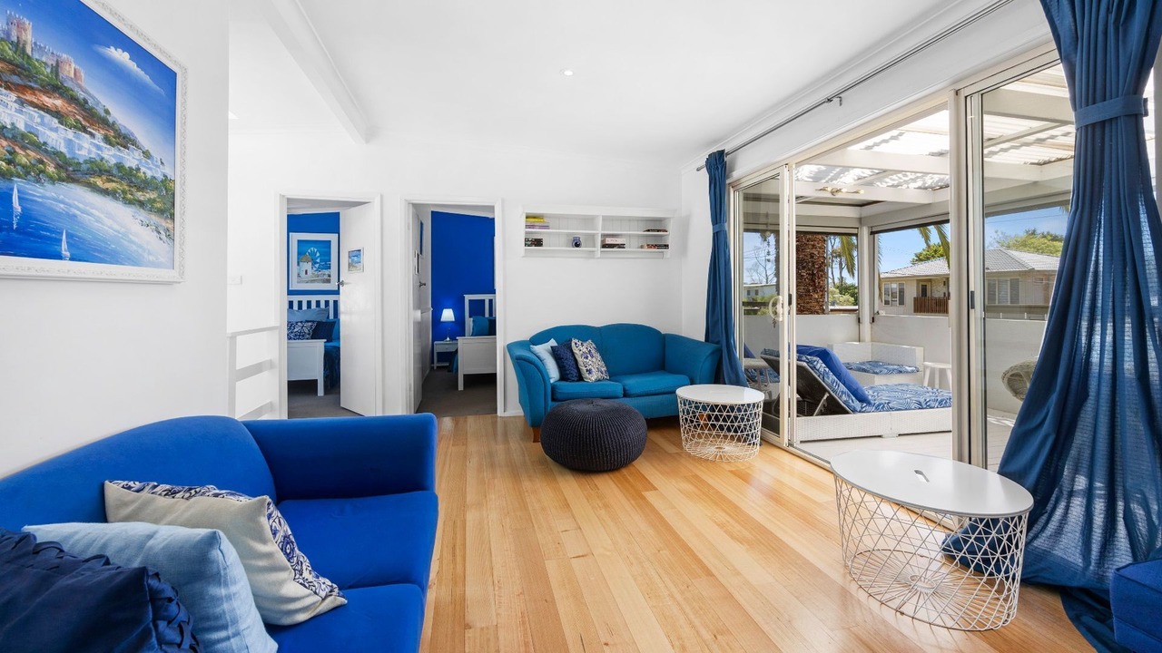 Photo of Livingroom in Safety Beach