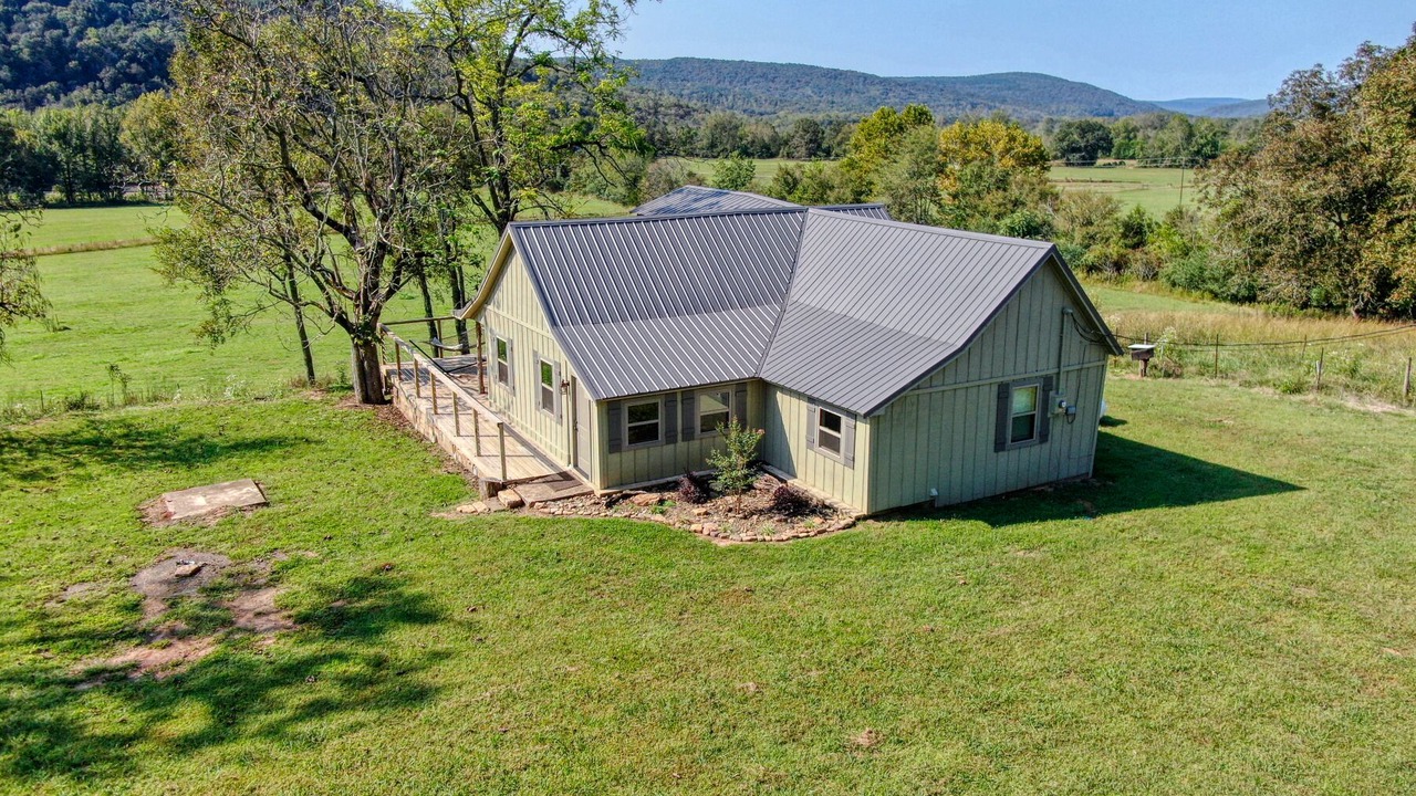 Photo of Outdoor in Alix