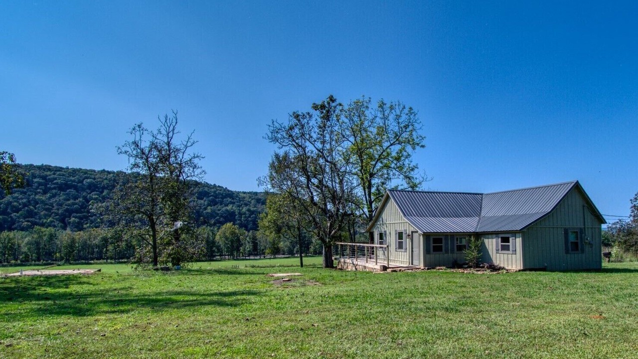 Photo of Outdoor in Alix