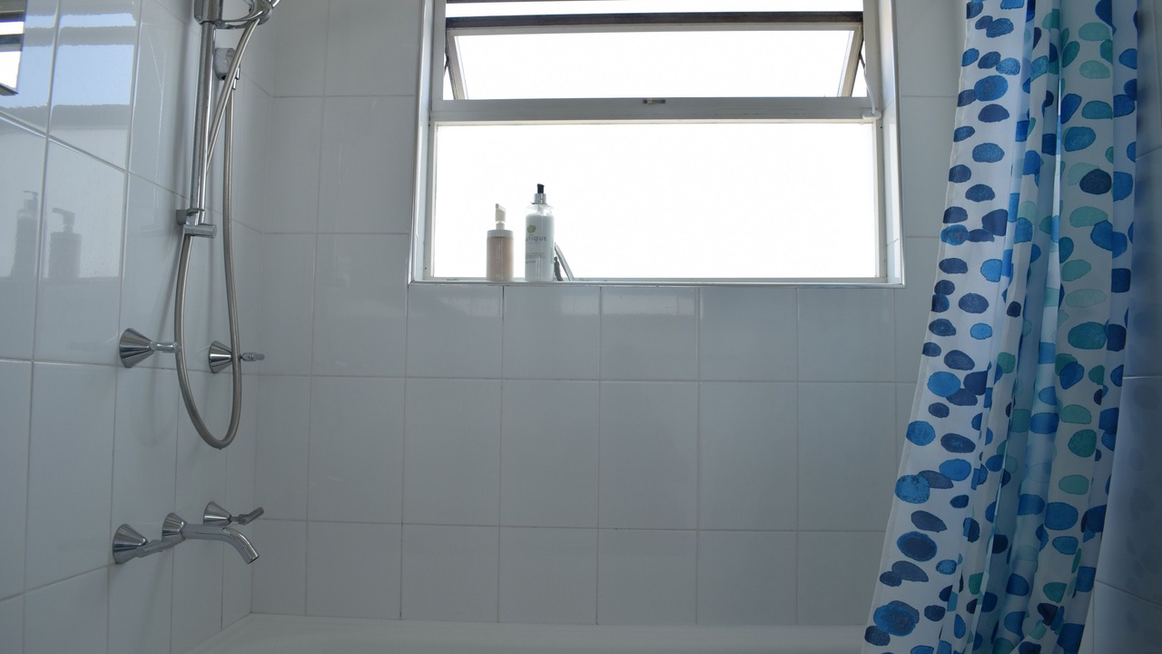 Photo of Bathroom in Elizabeth Bay