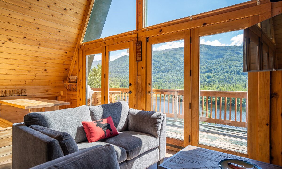 Photo of Livingroom in Lazy Mountain