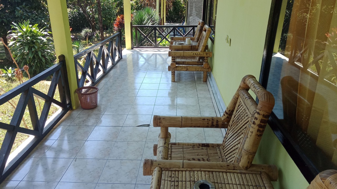Photo of Patio Balcony in Bayan