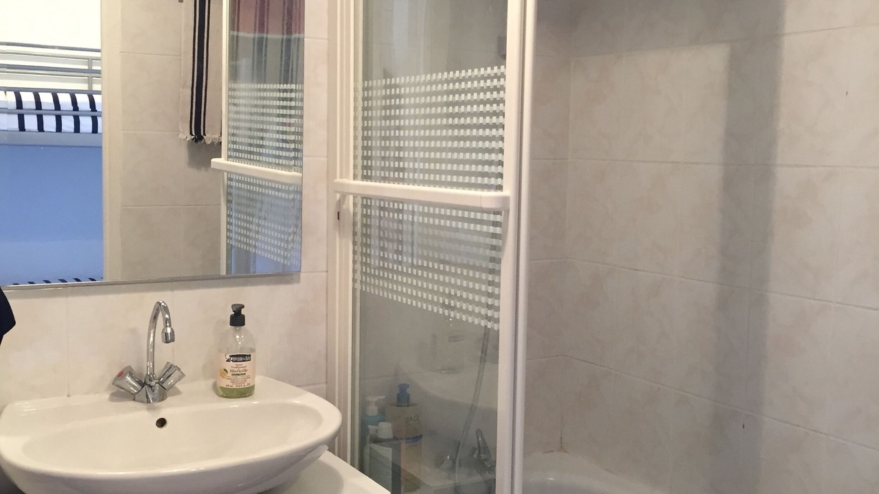 Photo of Bathroom in Pornichet