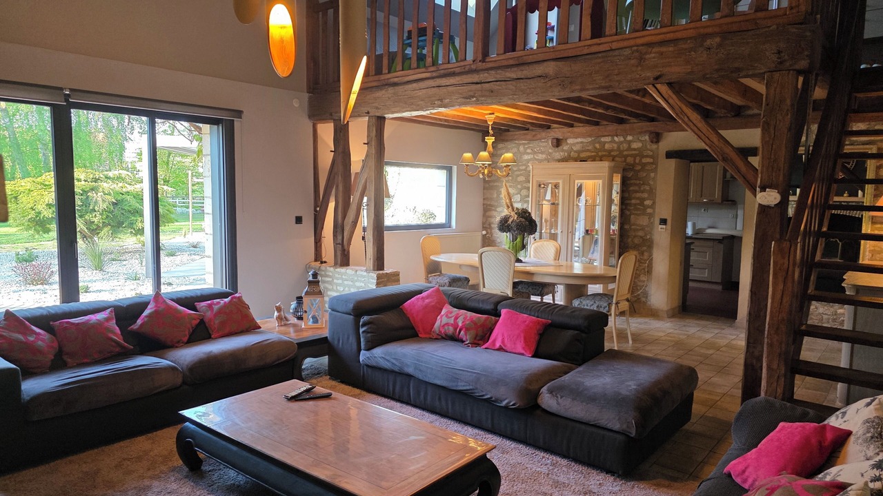 Photo of Livingroom in Ri