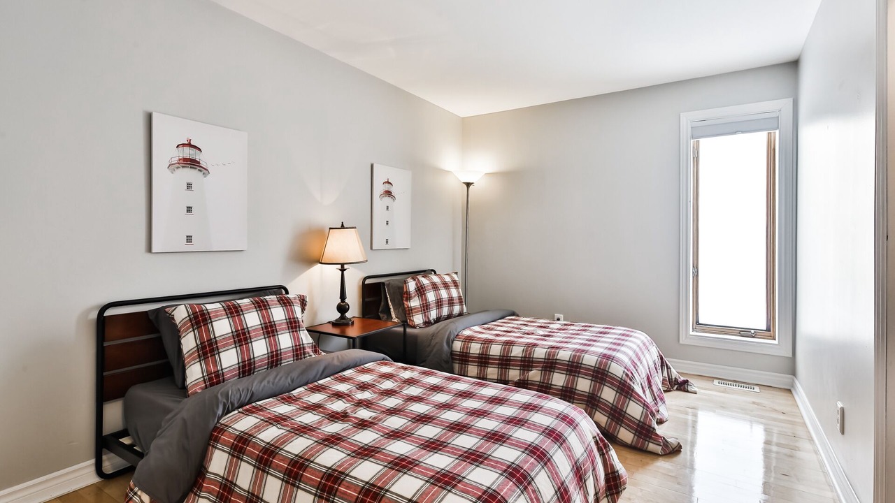Photo of Bedroom in Mille-Isles