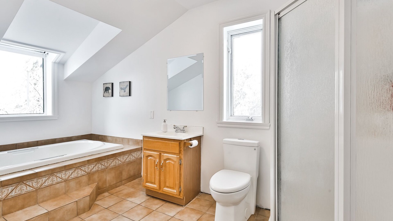Photo of Bathroom in Mille-Isles
