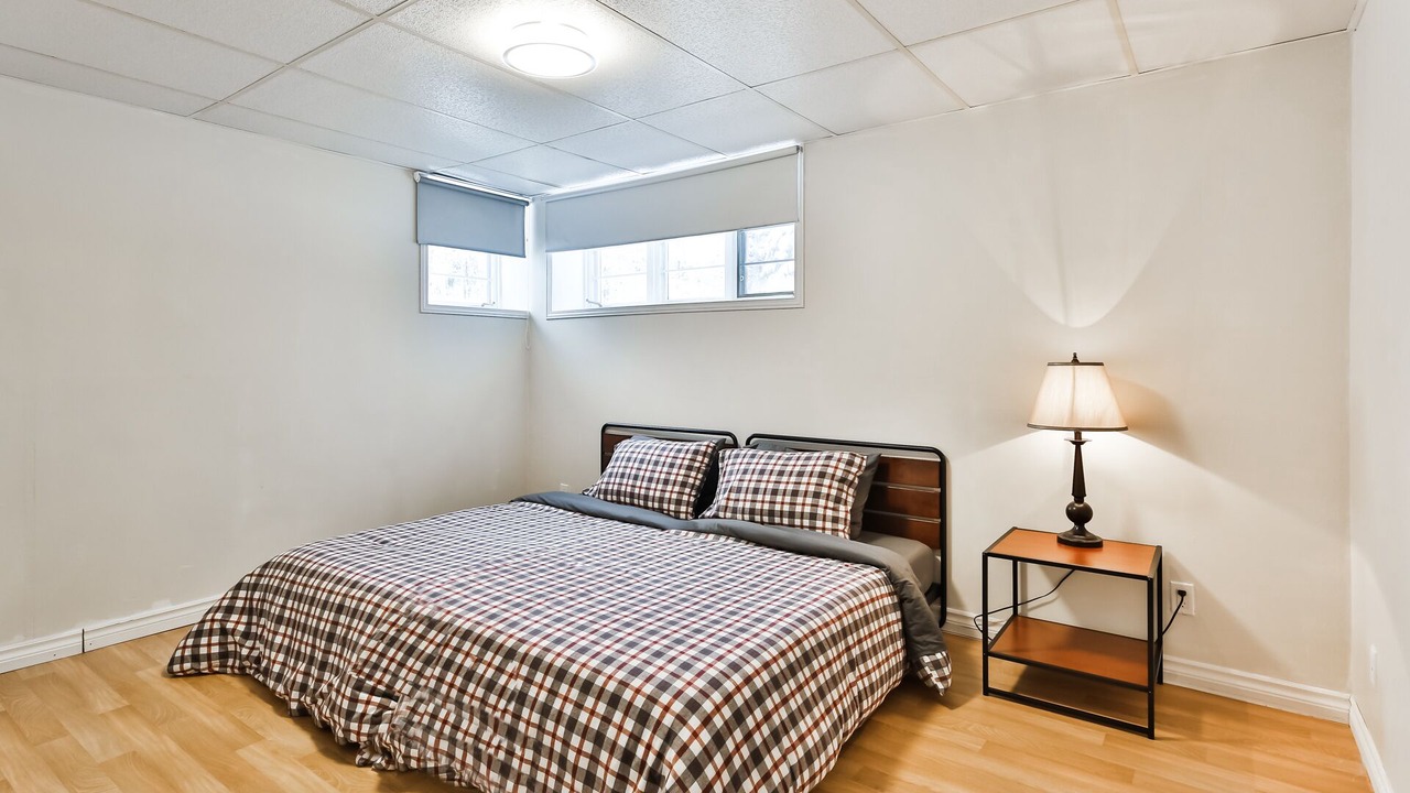 Photo of Bedroom in Mille-Isles
