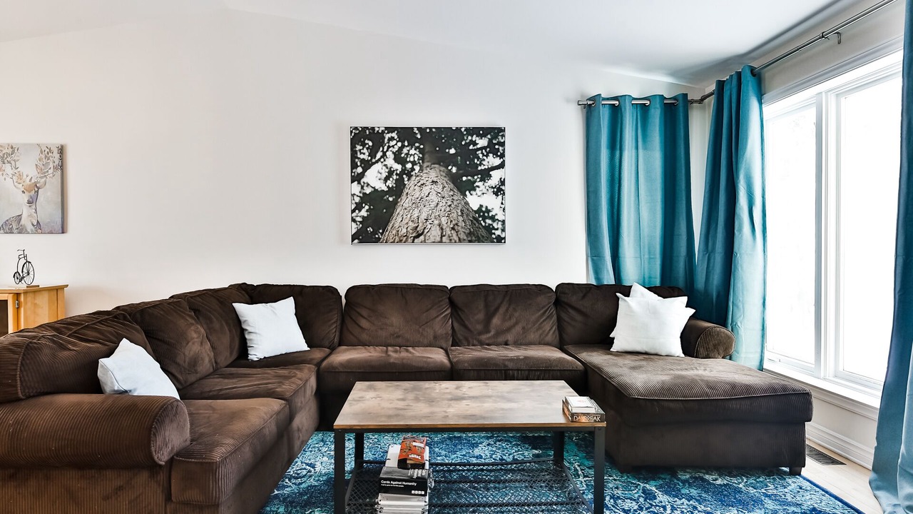 Photo of Livingroom in Mille-Isles