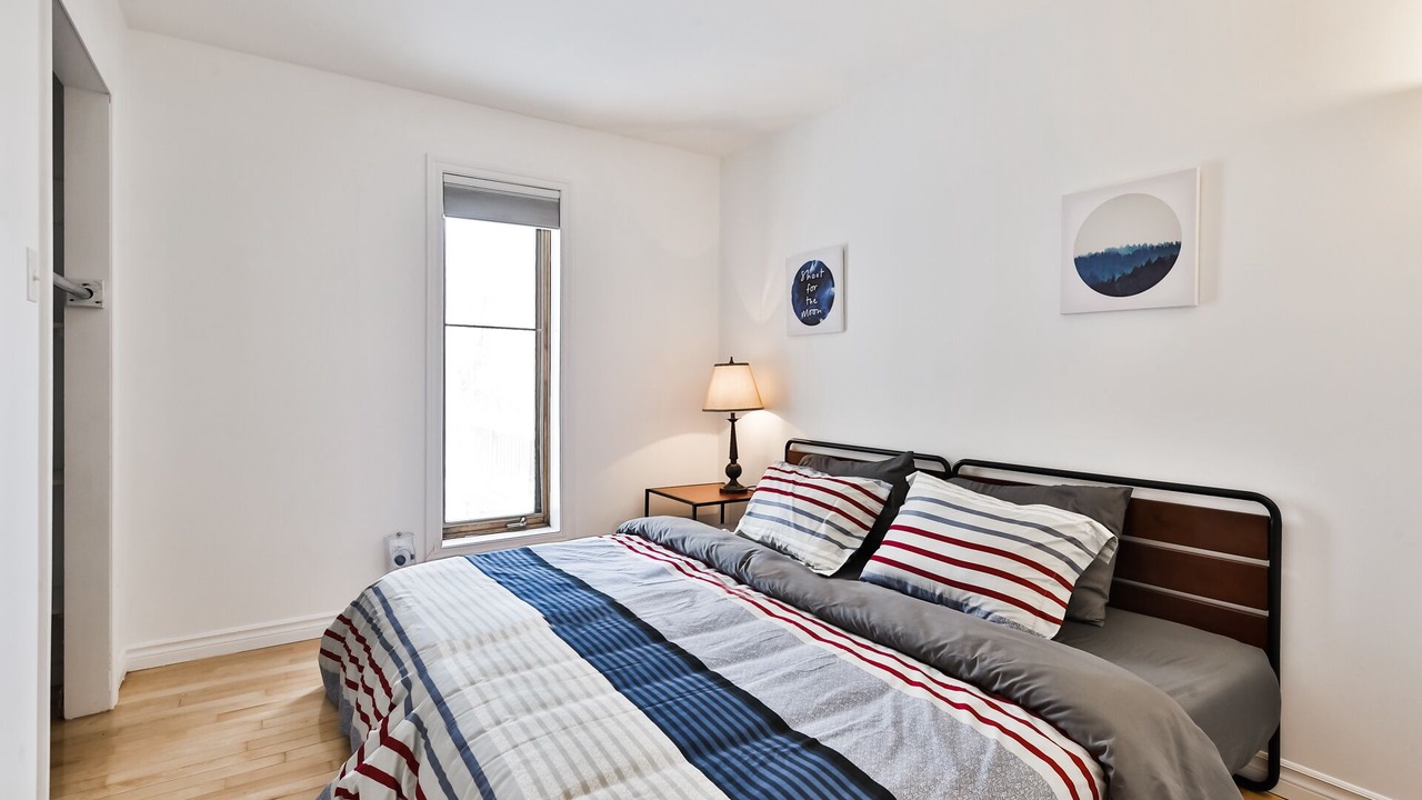 Photo of Bedroom in Mille-Isles