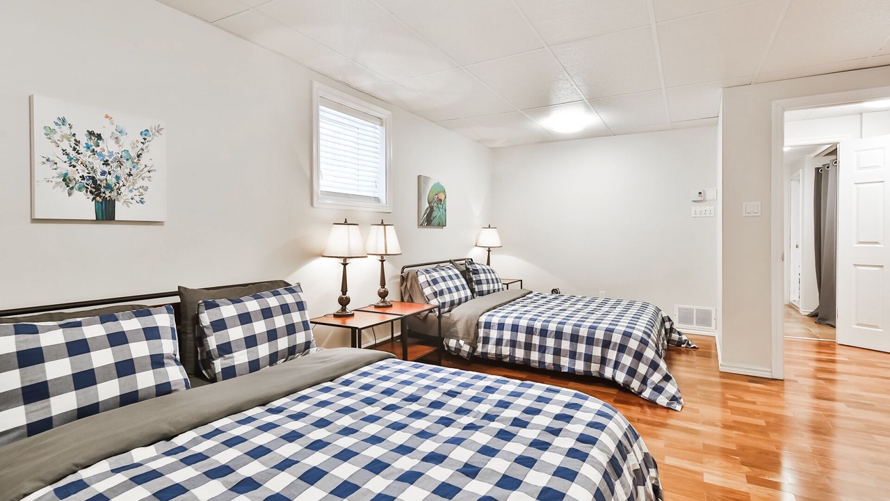 Photo of Bedroom in Mille-Isles