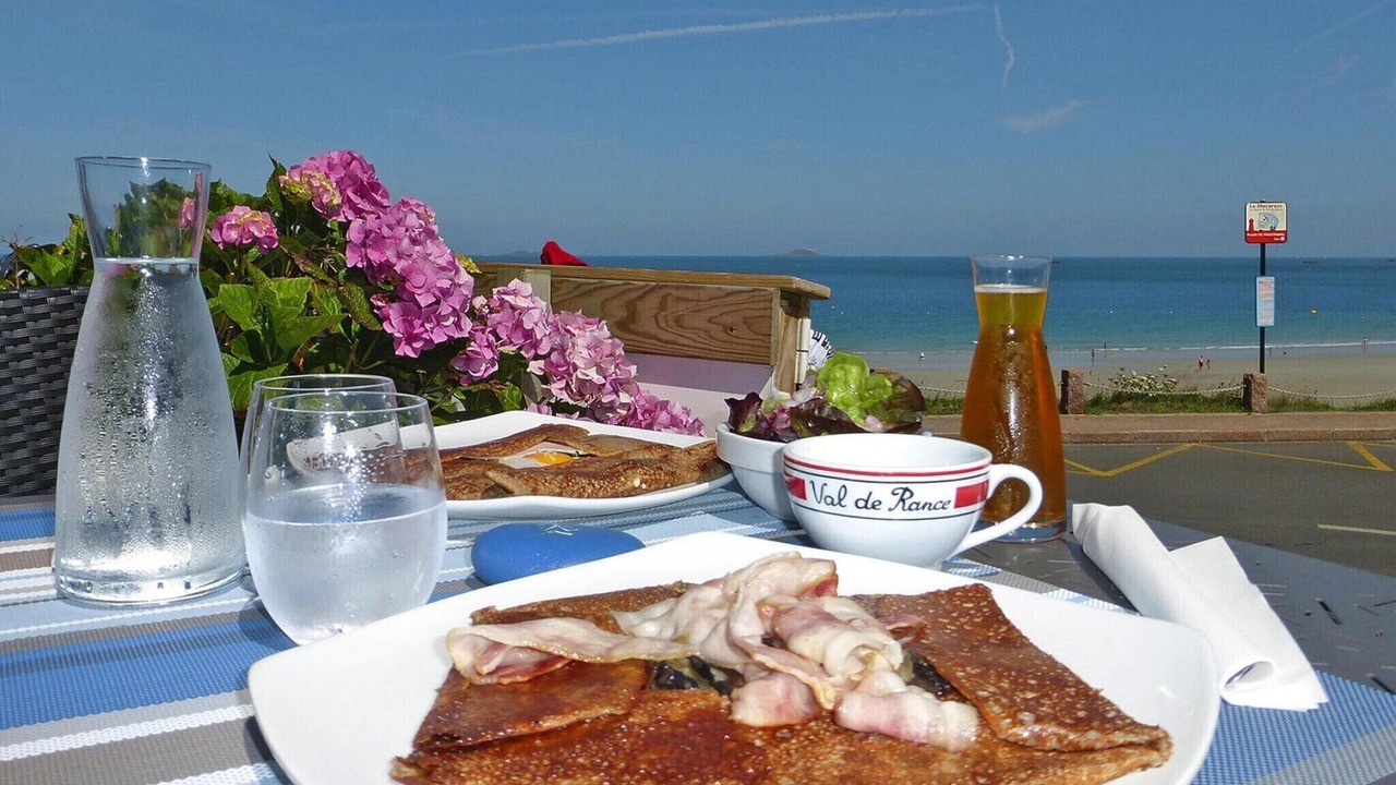 Photo of Others in Le Rosais-La Flourie