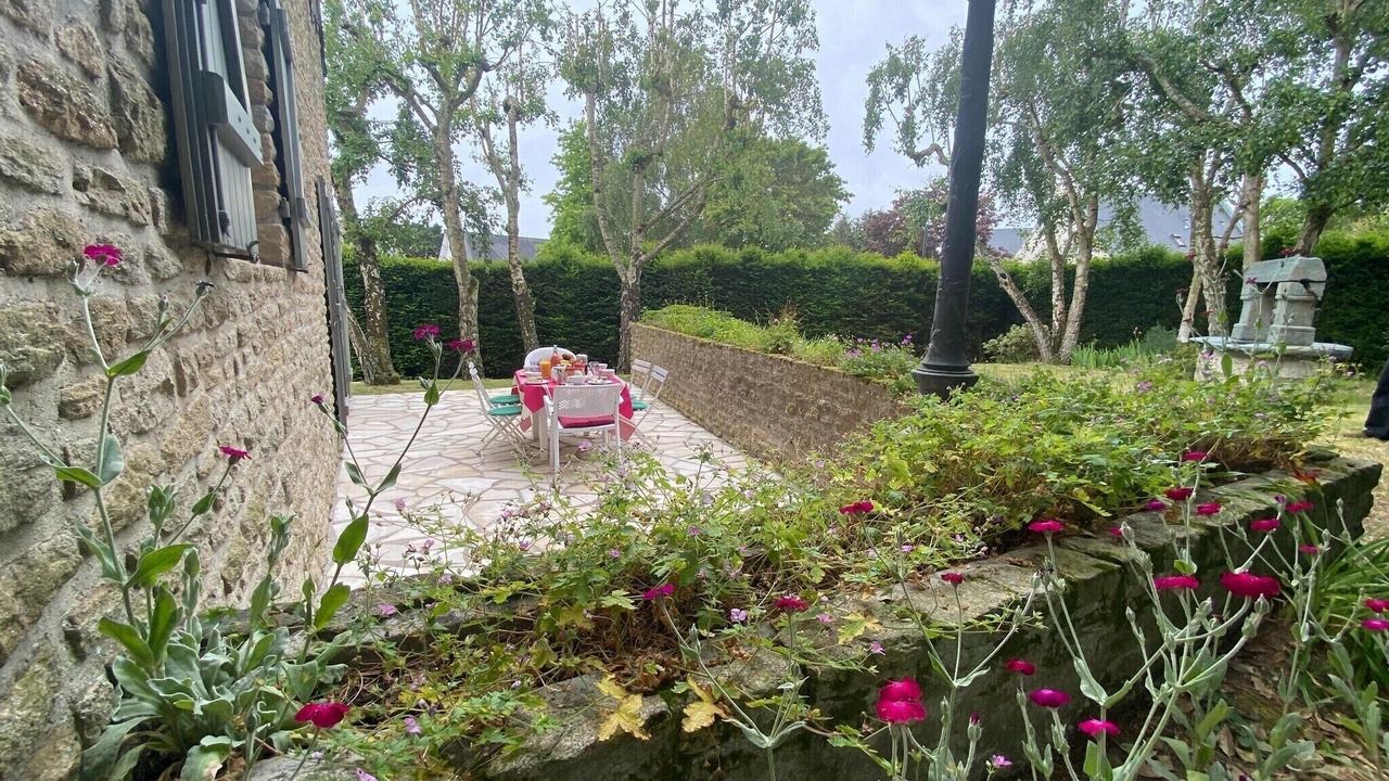 Photo of Patio Balcony in Le Rosais-La Flourie