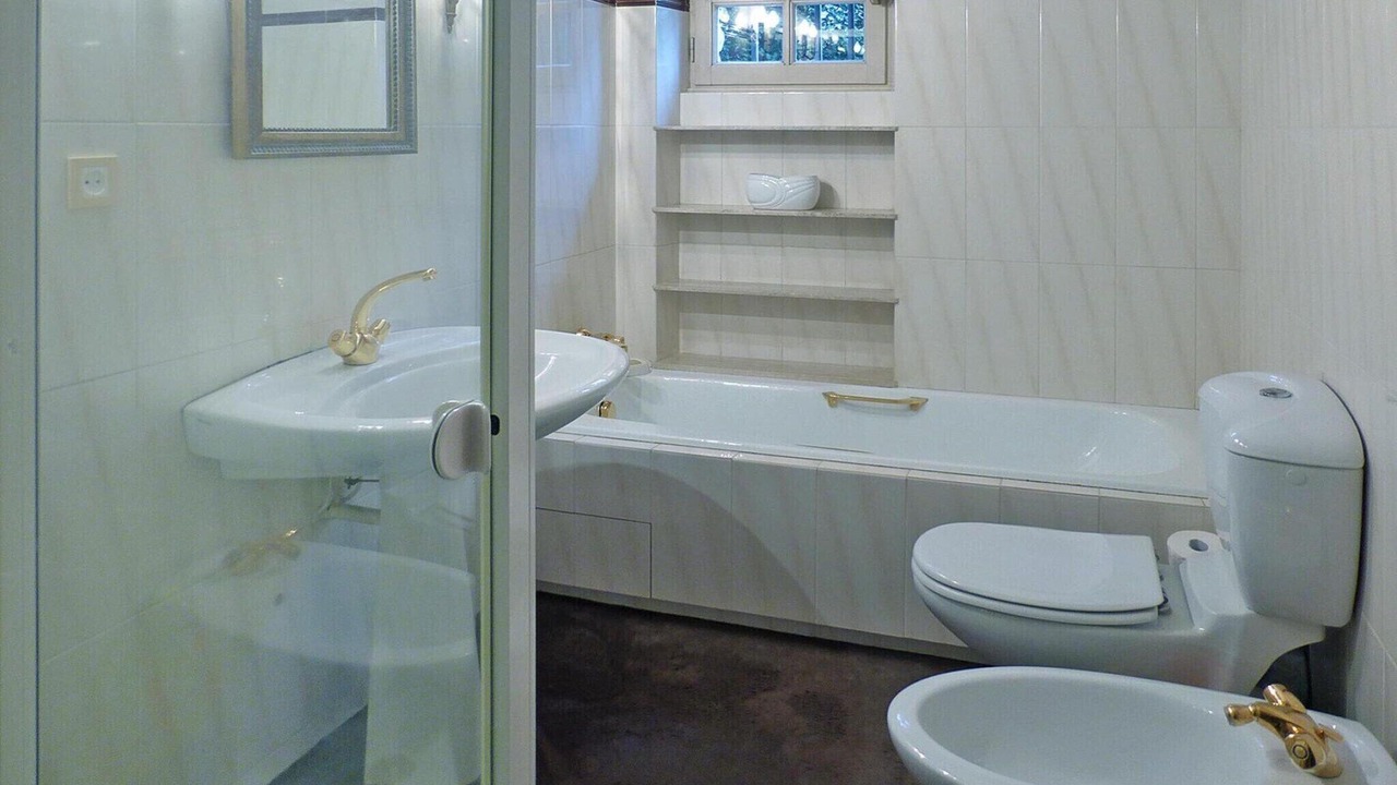 Photo of Bathroom in Le Rosais-La Flourie