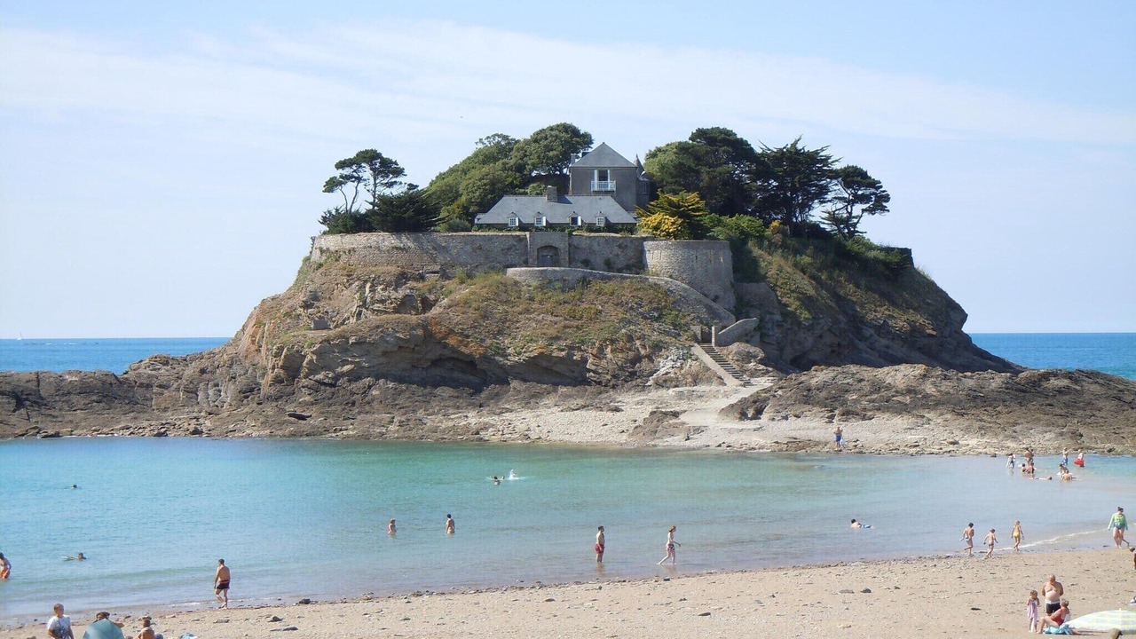 Photo of Outdoor in Le Rosais-La Flourie